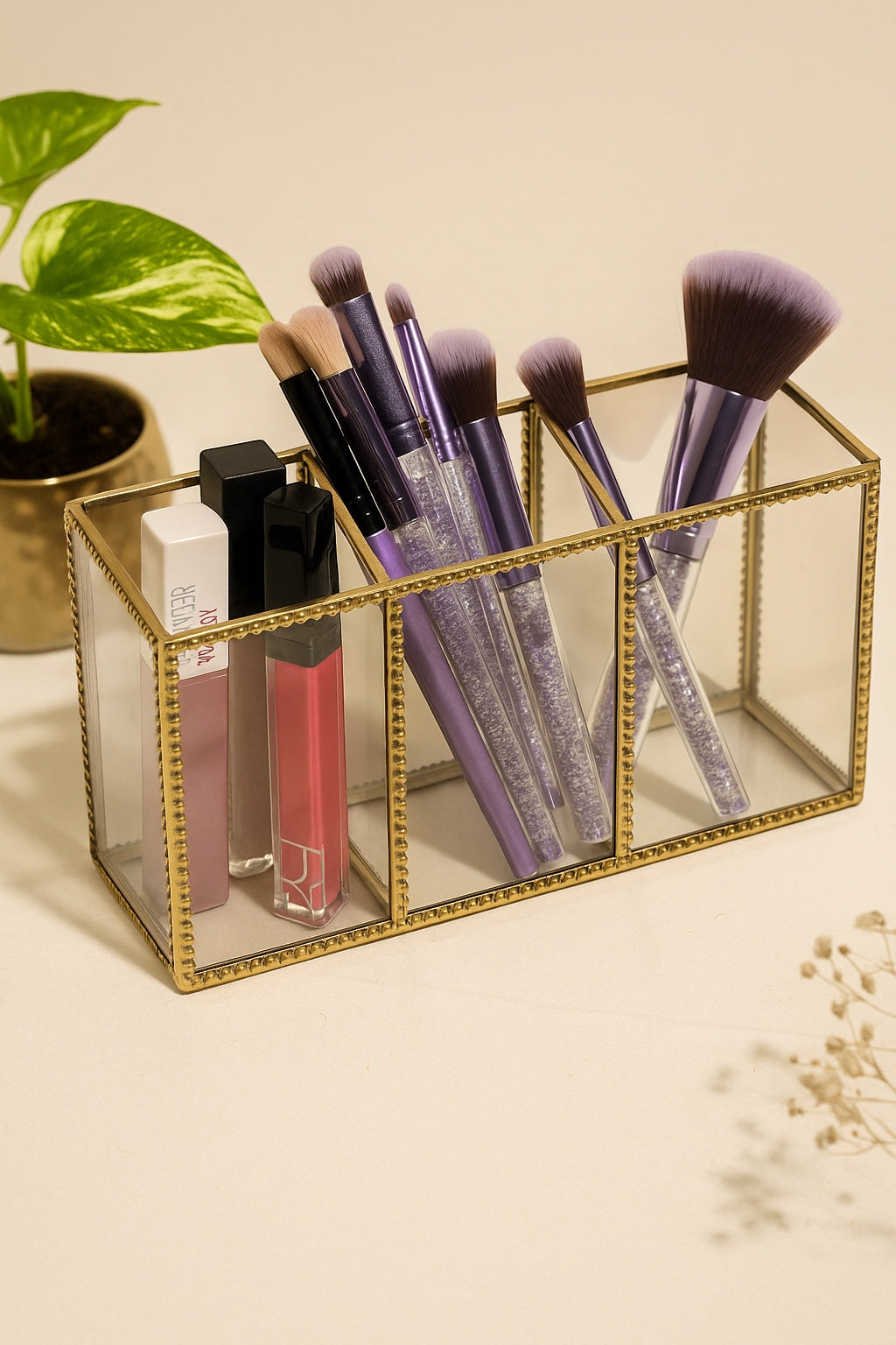Glowbox Organiser